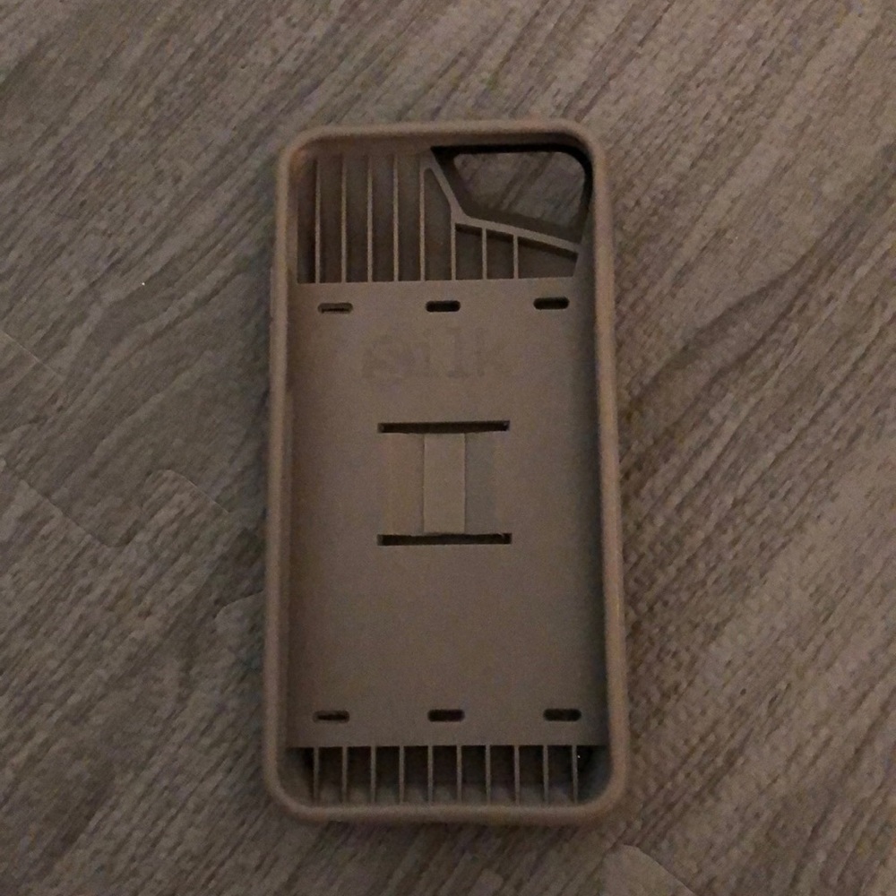 SILK IPHONE 6 CASE WITH CARD HOLDER